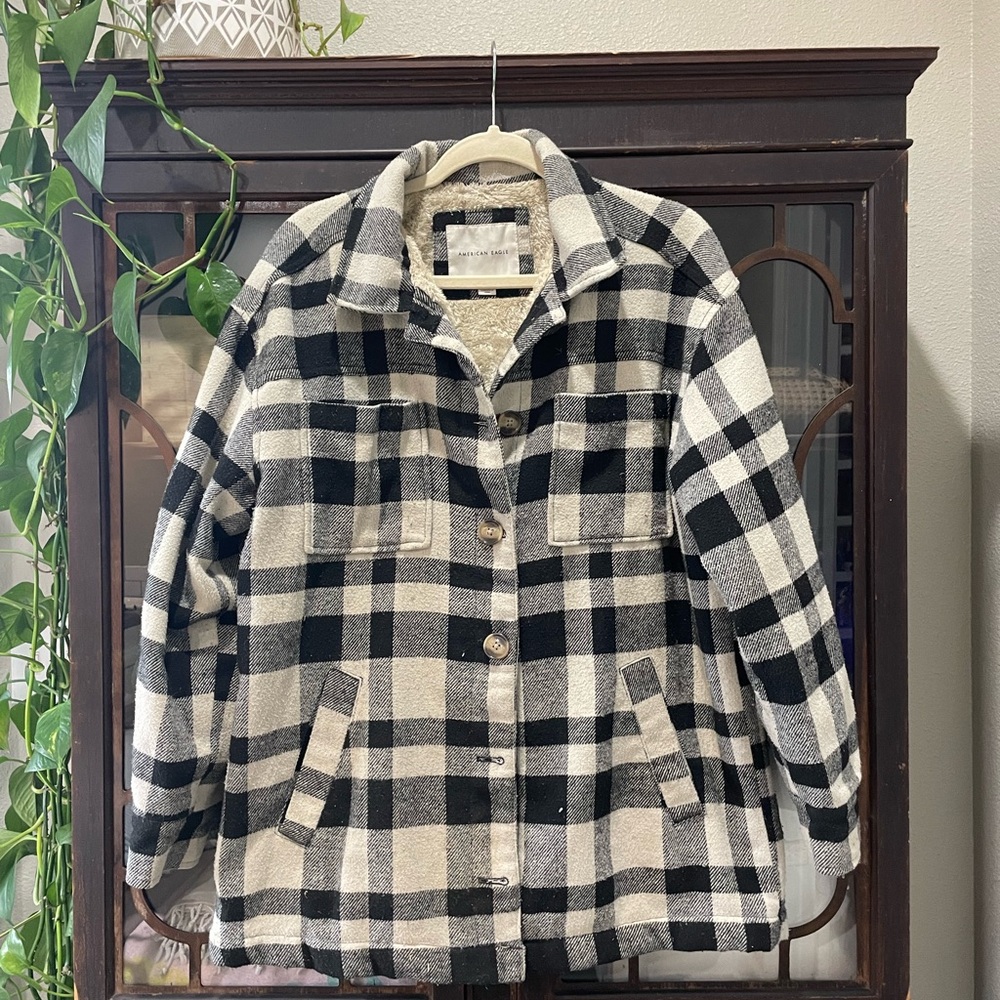 American Eagle Outfitters Black and Cream Plaid Jacket